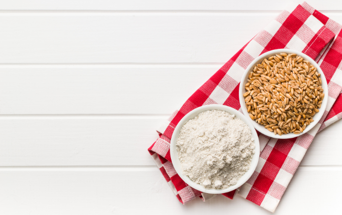 全粒粉がダイエットに良い理由とは？小麦粉より多いビタミンとミネラル、PFCの違いもお伝えします。